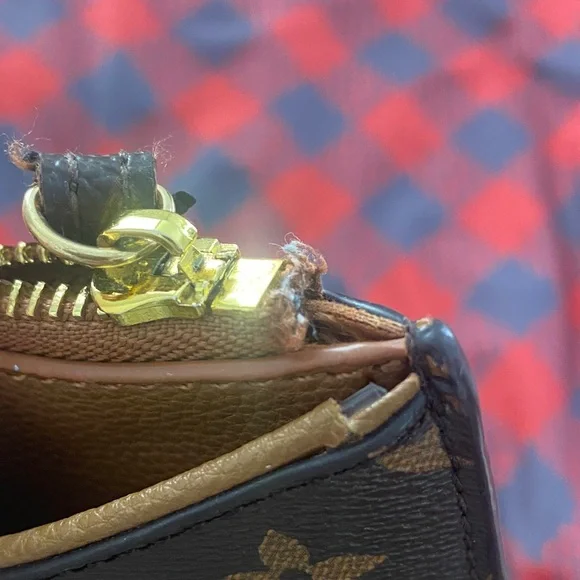 Designer Monogram Pouch wristlet wallet - Picture 9 of 9